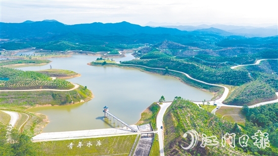 鶴山“樂(lè)動(dòng)鶴山·悅享源林”萬(wàn)人徒步嘉年華將在鶴山市源林生態(tài)樂(lè)園舉行。