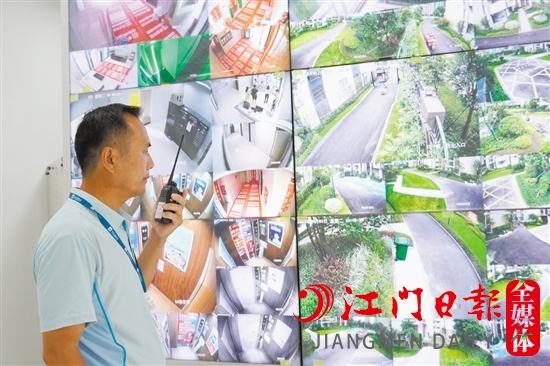 碧桂園·濱江天元小區(qū)的智能實時監(jiān)控系統(tǒng)大屏。